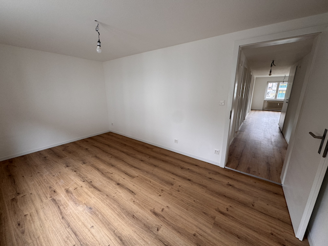 Unmöbliertes Schlafzimmer